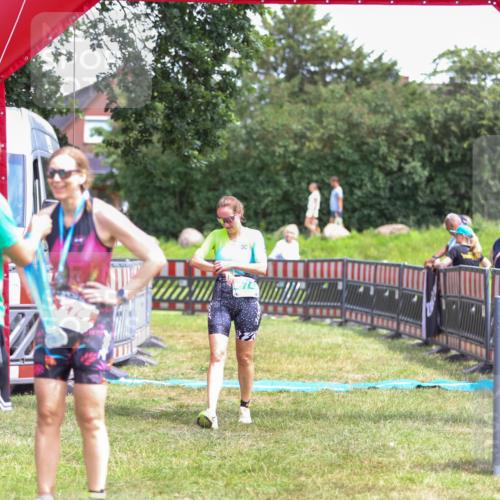 21.06.2026 - 29. Vierlanden-Triathlon Andreas Tolksdorf http://msf.ph/oto/9915790 21.06.2026 14:04:17 Ziel 874 meine-sportfotos.de
