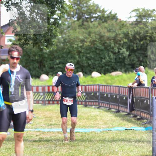 21.06.2026 - 29. Vierlanden-Triathlon Andreas Tolksdorf http://msf.ph/oto/9915830 21.06.2026 14:05:26 Ziel 138, 1030 meine-sportfotos.de