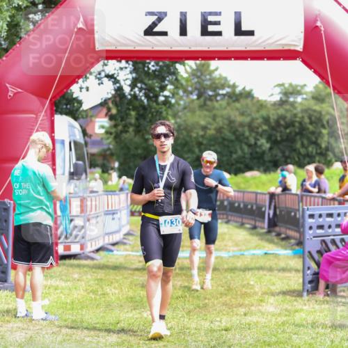 21.06.2026 - 29. Vierlanden-Triathlon Andreas Tolksdorf http://msf.ph/oto/9915840 21.06.2026 14:05:28 Ziel 138, 1038 meine-sportfotos.de
