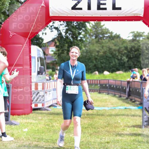 21.06.2026 - 29. Vierlanden-Triathlon Andreas Tolksdorf http://msf.ph/oto/9915869 21.06.2026 14:05:52 Ziel  meine-sportfotos.de