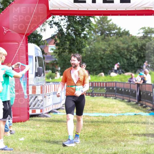 21.06.2026 - 29. Vierlanden-Triathlon Andreas Tolksdorf http://msf.ph/oto/9915877 21.06.2026 14:06:36 Ziel 748, 1073 meine-sportfotos.de