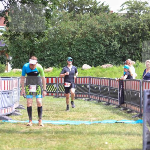 21.06.2026 - 29. Vierlanden-Triathlon Andreas Tolksdorf http://msf.ph/oto/9915890 21.06.2026 14:06:52 Ziel 71, 180, 1057 meine-sportfotos.de