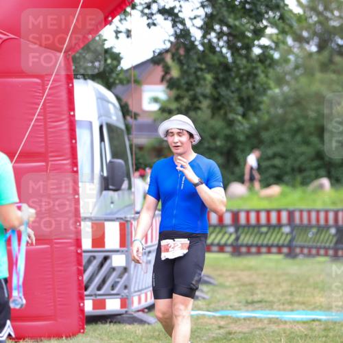 21.06.2026 - 29. Vierlanden-Triathlon Andreas Tolksdorf http://msf.ph/oto/9915926 21.06.2026 14:09:04 Ziel 22, 1126 meine-sportfotos.de