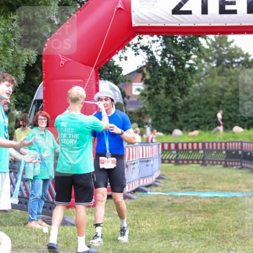 21.06.2026 - 29. Vierlanden-Triathlon Andreas Tolksdorf http://msf.ph/oto/9915932 21.06.2026 14:09:05 Ziel 22, 1126 meine-sportfotos.de
