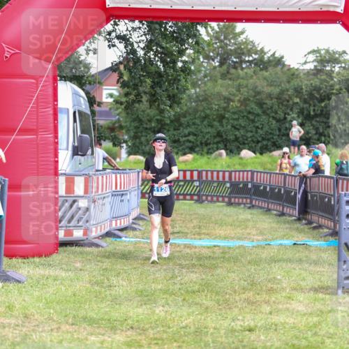 21.06.2026 - 29. Vierlanden-Triathlon Andreas Tolksdorf http://msf.ph/oto/9915937 21.06.2026 14:09:15 Ziel 243, 1126 meine-sportfotos.de