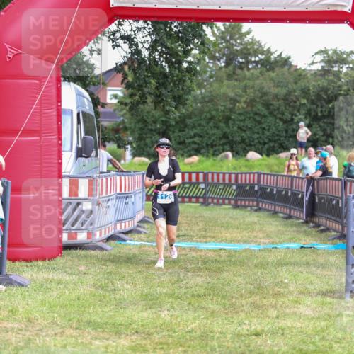 21.06.2026 - 29. Vierlanden-Triathlon Andreas Tolksdorf http://msf.ph/oto/9915938 21.06.2026 14:09:15 Ziel 243, 1126 meine-sportfotos.de