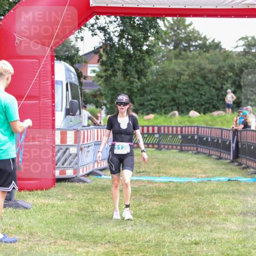 21.06.2026 - 29. Vierlanden-Triathlon Andreas Tolksdorf http://msf.ph/oto/9915941 21.06.2026 14:09:17 Ziel 243, 1126 meine-sportfotos.de