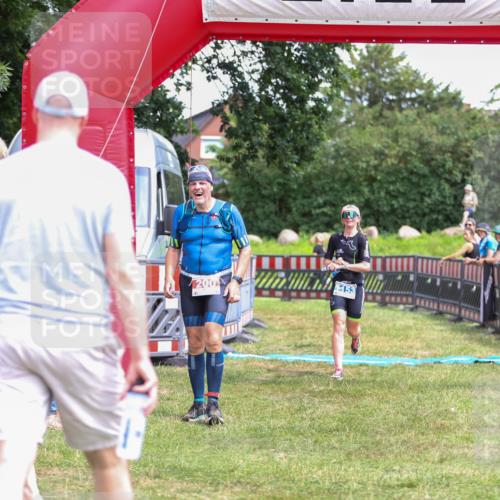 21.06.2026 - 29. Vierlanden-Triathlon Andreas Tolksdorf http://msf.ph/oto/9915958 21.06.2026 14:11:29 Ziel 200, 1153 meine-sportfotos.de