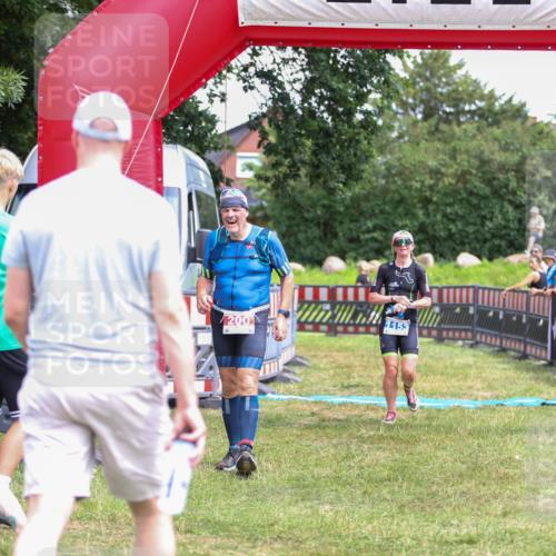 21.06.2026 - 29. Vierlanden-Triathlon Andreas Tolksdorf http://msf.ph/oto/9915960 21.06.2026 14:11:29 Ziel 200, 1153 meine-sportfotos.de