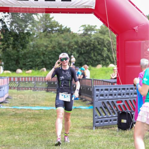 21.06.2026 - 29. Vierlanden-Triathlon Andreas Tolksdorf http://msf.ph/oto/9915970 21.06.2026 14:11:32 Ziel 1153 meine-sportfotos.de