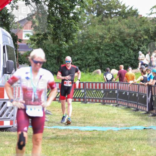 21.06.2026 - 29. Vierlanden-Triathlon Andreas Tolksdorf http://msf.ph/oto/9916009 21.06.2026 14:12:05 Ziel 48, 1083, 1116 meine-sportfotos.de