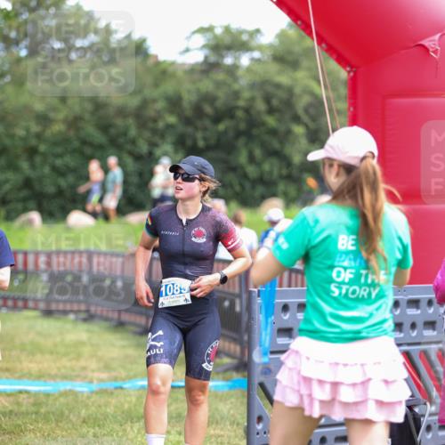 21.06.2026 - 29. Vierlanden-Triathlon Andreas Tolksdorf http://msf.ph/oto/9916023 21.06.2026 14:12:22 Ziel  meine-sportfotos.de