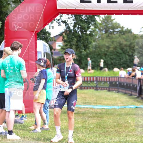 21.06.2026 - 29. Vierlanden-Triathlon Andreas Tolksdorf http://msf.ph/oto/9916031 21.06.2026 14:12:28 Ziel  meine-sportfotos.de
