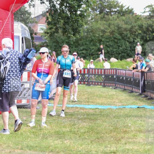 21.06.2026 - 29. Vierlanden-Triathlon Andreas Tolksdorf http://msf.ph/oto/9916043 21.06.2026 14:12:53 Ziel 233, 1134, 1146 meine-sportfotos.de