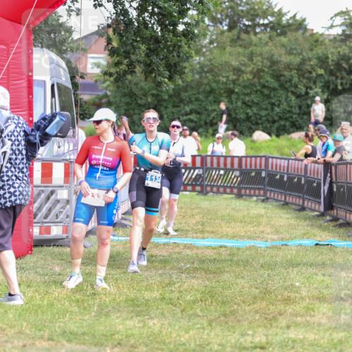 21.06.2026 - 29. Vierlanden-Triathlon Andreas Tolksdorf http://msf.ph/oto/9916047 21.06.2026 14:12:53 Ziel 233, 1134, 1146 meine-sportfotos.de