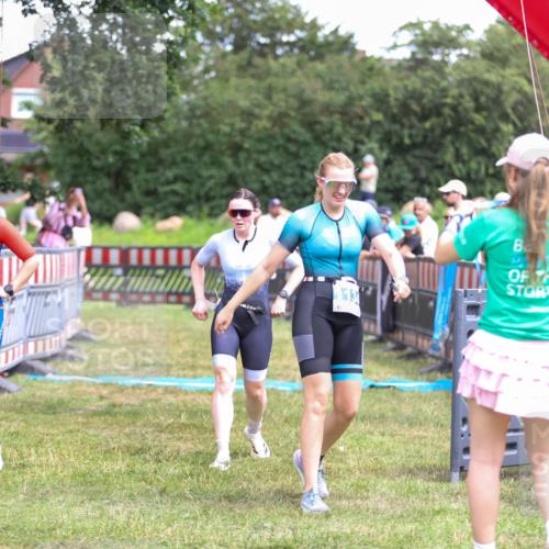 21.06.2026 - 29. Vierlanden-Triathlon Andreas Tolksdorf http://msf.ph/oto/9916053 21.06.2026 14:12:56 Ziel 1134, 1146 meine-sportfotos.de
