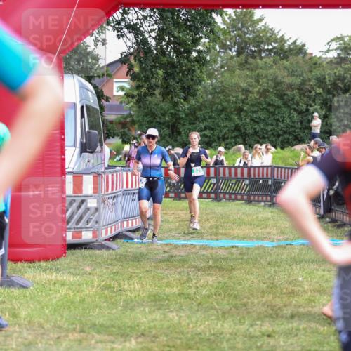 21.06.2026 - 29. Vierlanden-Triathlon Andreas Tolksdorf http://msf.ph/oto/9916078 21.06.2026 14:13:30 Ziel 771, 829, 1128 meine-sportfotos.de