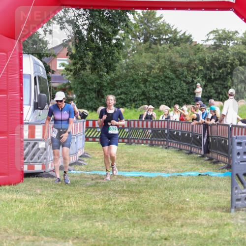 21.06.2026 - 29. Vierlanden-Triathlon Andreas Tolksdorf http://msf.ph/oto/9916086 21.06.2026 14:13:32 Ziel 771, 829, 1128 meine-sportfotos.de