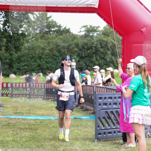 21.06.2026 - 29. Vierlanden-Triathlon Andreas Tolksdorf http://msf.ph/oto/9916103 21.06.2026 14:13:57 Ziel 74, 1112, 1139 meine-sportfotos.de