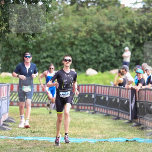21.06.2026 - 29. Vierlanden-Triathlon Andreas Tolksdorf http://msf.ph/oto/9916150 21.06.2026 14:15:25 Ziel 158, 662, 1150 meine-sportfotos.de