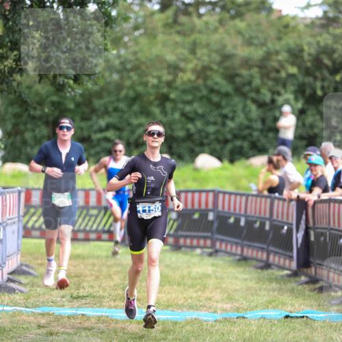 21.06.2026 - 29. Vierlanden-Triathlon Andreas Tolksdorf http://msf.ph/oto/9916151 21.06.2026 14:15:25 Ziel 158, 662, 1150 meine-sportfotos.de
