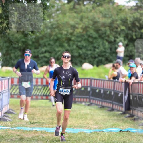 21.06.2026 - 29. Vierlanden-Triathlon Andreas Tolksdorf http://msf.ph/oto/9916154 21.06.2026 14:15:25 Ziel 158, 662, 1150 meine-sportfotos.de