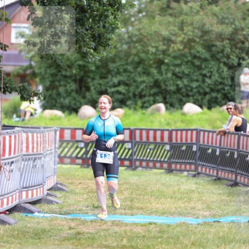 21.06.2026 - 29. Vierlanden-Triathlon Andreas Tolksdorf http://msf.ph/oto/9916170 21.06.2026 14:16:07 Ziel 232, 1138 meine-sportfotos.de
