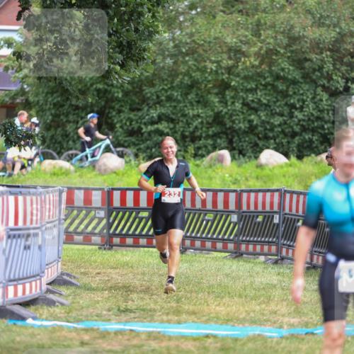 21.06.2026 - 29. Vierlanden-Triathlon Andreas Tolksdorf http://msf.ph/oto/9916188 21.06.2026 14:16:12 Ziel 232 meine-sportfotos.de