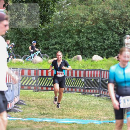 21.06.2026 - 29. Vierlanden-Triathlon Andreas Tolksdorf http://msf.ph/oto/9916191 21.06.2026 14:16:13 Ziel 232 meine-sportfotos.de
