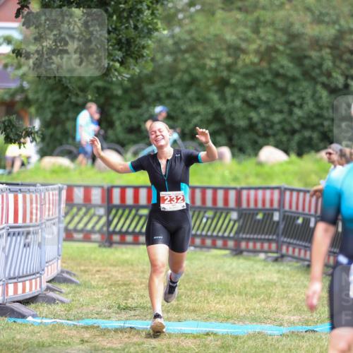 21.06.2026 - 29. Vierlanden-Triathlon Andreas Tolksdorf http://msf.ph/oto/9916193 21.06.2026 14:16:14 Ziel 232 meine-sportfotos.de