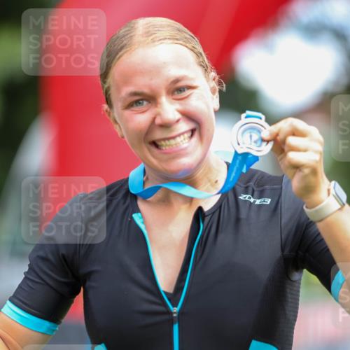 21.06.2026 - 29. Vierlanden-Triathlon Andreas Tolksdorf http://msf.ph/oto/9916210 21.06.2026 14:16:26 Ziel 830, 1147 meine-sportfotos.de
