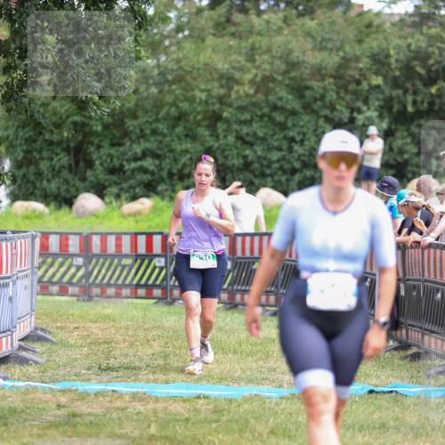 21.06.2026 - 29. Vierlanden-Triathlon Andreas Tolksdorf http://msf.ph/oto/9916219 21.06.2026 14:16:36 Ziel 830, 1144 meine-sportfotos.de