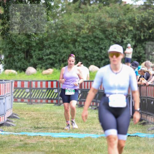 21.06.2026 - 29. Vierlanden-Triathlon Andreas Tolksdorf http://msf.ph/oto/9916222 21.06.2026 14:16:36 Ziel 830, 1144 meine-sportfotos.de