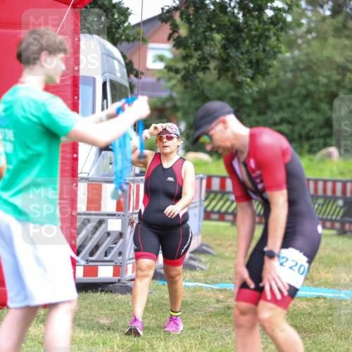 21.06.2026 - 29. Vierlanden-Triathlon Andreas Tolksdorf http://msf.ph/oto/9916270 21.06.2026 14:17:08 Ziel 89, 850, 1129, 1155, 1173 meine-sportfotos.de