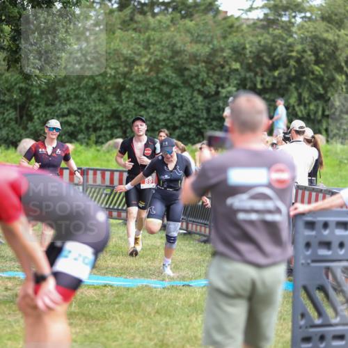 21.06.2026 - 29. Vierlanden-Triathlon Andreas Tolksdorf http://msf.ph/oto/9916276 21.06.2026 14:17:14 Ziel 89, 1129, 1155, 1173 meine-sportfotos.de