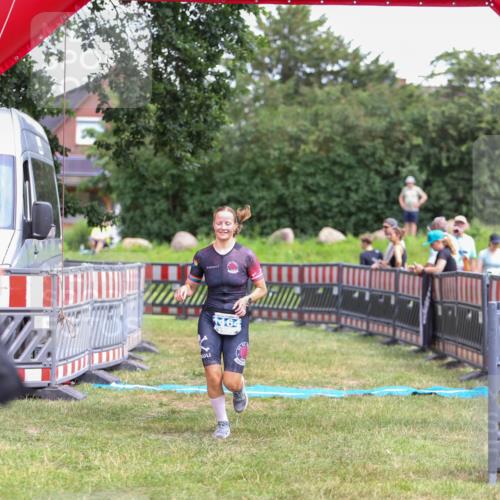 21.06.2026 - 29. Vierlanden-Triathlon Andreas Tolksdorf http://msf.ph/oto/9916298 21.06.2026 14:18:14 Ziel 1164 meine-sportfotos.de
