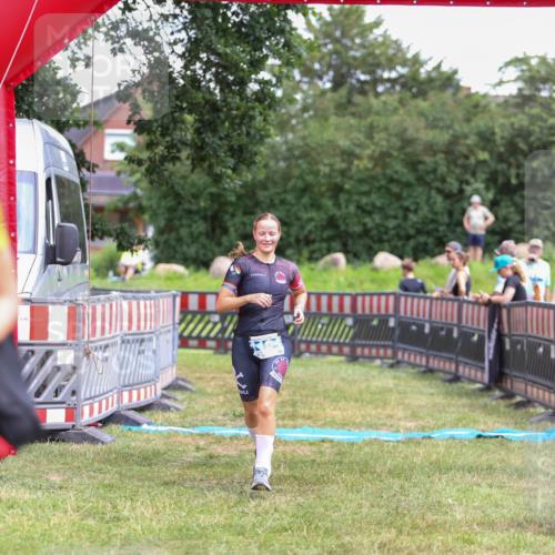 21.06.2026 - 29. Vierlanden-Triathlon Andreas Tolksdorf http://msf.ph/oto/9916301 21.06.2026 14:18:14 Ziel 1164 meine-sportfotos.de