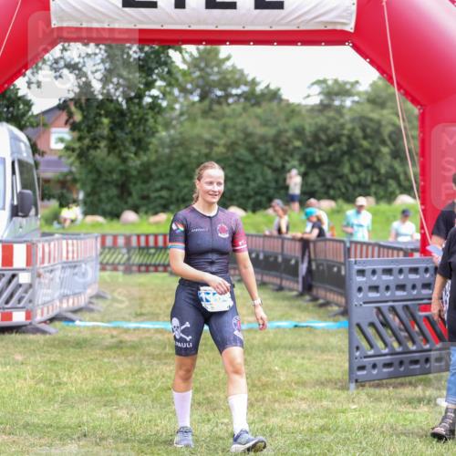 21.06.2026 - 29. Vierlanden-Triathlon Andreas Tolksdorf http://msf.ph/oto/9916308 21.06.2026 14:18:17 Ziel 1164 meine-sportfotos.de