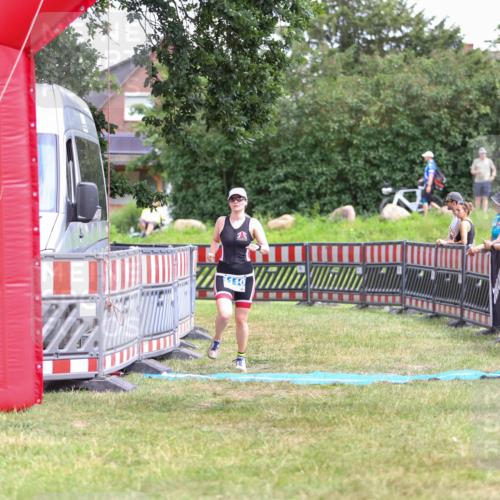 21.06.2026 - 29. Vierlanden-Triathlon Andreas Tolksdorf http://msf.ph/oto/9916314 21.06.2026 14:18:30 Ziel 1110 meine-sportfotos.de