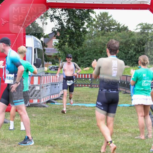 21.06.2026 - 29. Vierlanden-Triathlon Andreas Tolksdorf http://msf.ph/oto/9916387 21.06.2026 14:30:31 Ziel 1137, 1167 meine-sportfotos.de