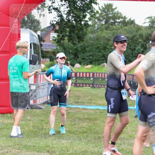21.06.2026 - 29. Vierlanden-Triathlon Andreas Tolksdorf http://msf.ph/oto/9916401 21.06.2026 14:30:42 Ziel 183, 1137, 1172, 1180 meine-sportfotos.de