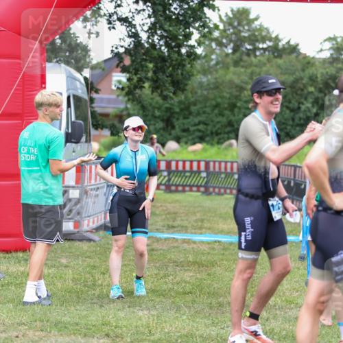 21.06.2026 - 29. Vierlanden-Triathlon Andreas Tolksdorf http://msf.ph/oto/9916402 21.06.2026 14:30:42 Ziel 183, 1137, 1172, 1180 meine-sportfotos.de
