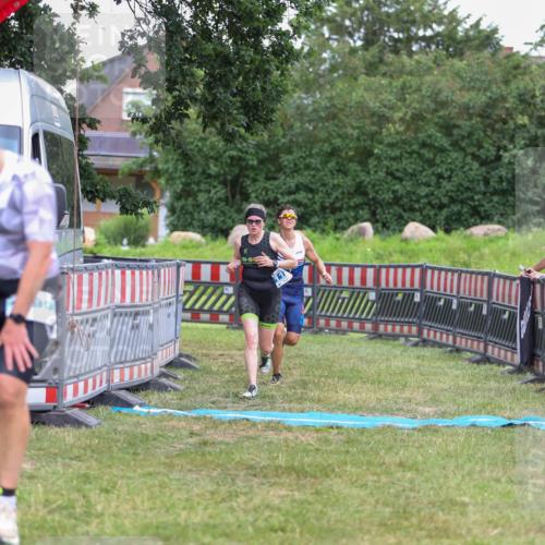 21.06.2026 - 29. Vierlanden-Triathlon Andreas Tolksdorf http://msf.ph/oto/9916468 21.06.2026 14:31:44 Ziel 1125, 1200 meine-sportfotos.de