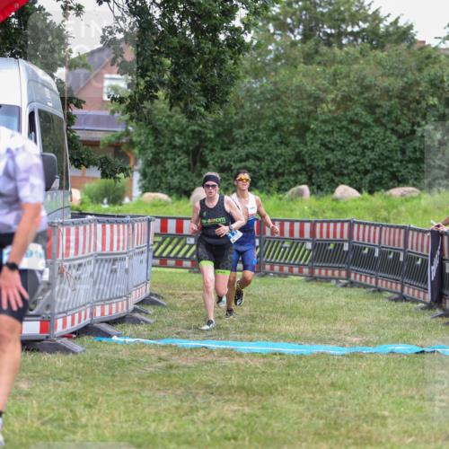 21.06.2026 - 29. Vierlanden-Triathlon Andreas Tolksdorf http://msf.ph/oto/9916469 21.06.2026 14:31:44 Ziel 1125, 1200 meine-sportfotos.de