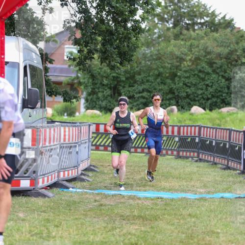 21.06.2026 - 29. Vierlanden-Triathlon Andreas Tolksdorf http://msf.ph/oto/9916477 21.06.2026 14:31:44 Ziel 1125, 1200 meine-sportfotos.de