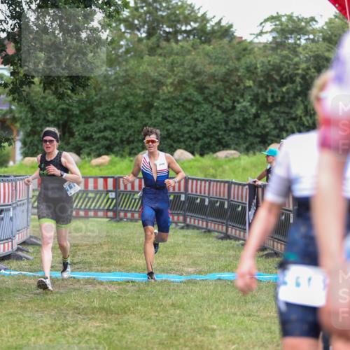 21.06.2026 - 29. Vierlanden-Triathlon Andreas Tolksdorf http://msf.ph/oto/9916483 21.06.2026 14:31:45 Ziel 1125, 1200 meine-sportfotos.de