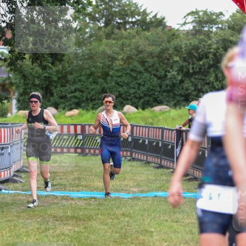 21.06.2026 - 29. Vierlanden-Triathlon Andreas Tolksdorf http://msf.ph/oto/9916484 21.06.2026 14:31:45 Ziel 1125, 1200 meine-sportfotos.de