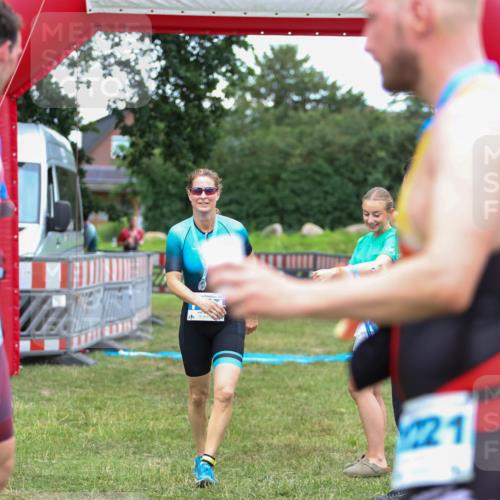 21.06.2026 - 29. Vierlanden-Triathlon Andreas Tolksdorf http://msf.ph/oto/9916541 21.06.2026 14:33:42 Ziel 1095, 1141, 1227 meine-sportfotos.de