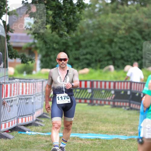 21.06.2026 - 29. Vierlanden-Triathlon Andreas Tolksdorf http://msf.ph/oto/9916567 21.06.2026 14:35:31 Ziel 1170, 1181 meine-sportfotos.de