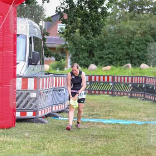 21.06.2026 - 29. Vierlanden-Triathlon Andreas Tolksdorf http://msf.ph/oto/9916606 21.06.2026 14:36:26 Ziel 228, 1178 meine-sportfotos.de